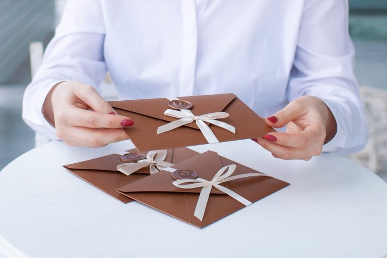 Quels cadeaux offrir à vos clients fidèles cet été ?