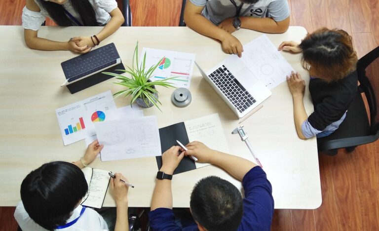 Comment l’astrologie peut elle aider au business de votre entreprise ?